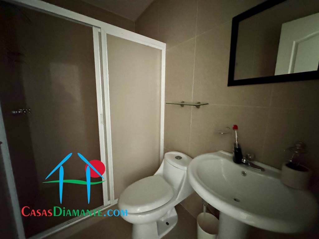 Diamante Lakes Esmeralda 221 - Baño completo 1